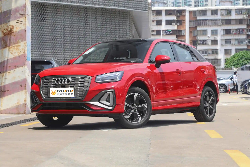 Audi Q2L e-tron