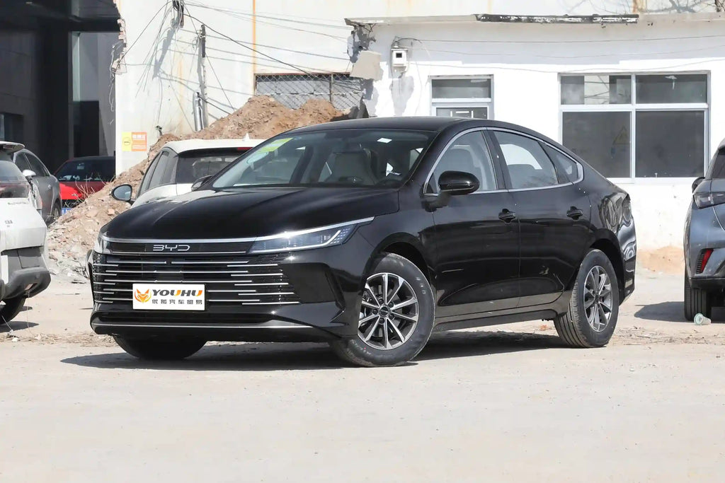 BYD KING DM-i 2025 Plug-in Hybrid Compact Sedan 55km