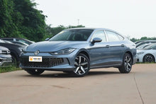 Load image into Gallery viewer, Volkswagen Lamando