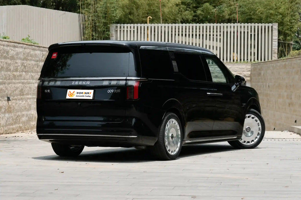 ZEEKR 009
