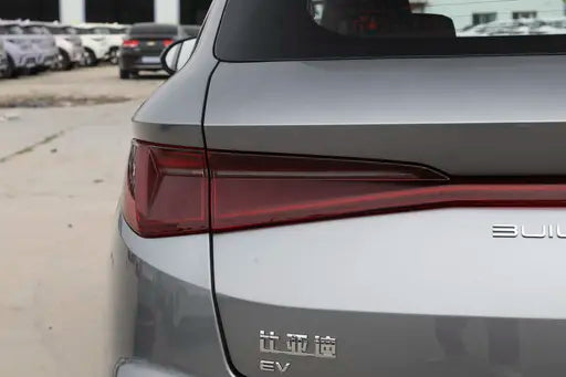 BYD e2